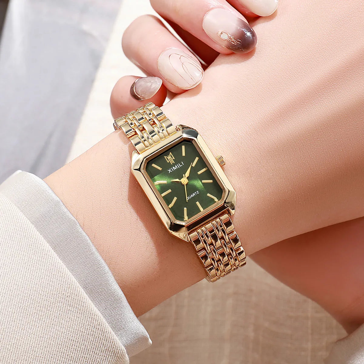 Luxury Hight Quality Quartz Watch Fashion Charming Rhinestones Stainless Steel Band Women's Wristwatches